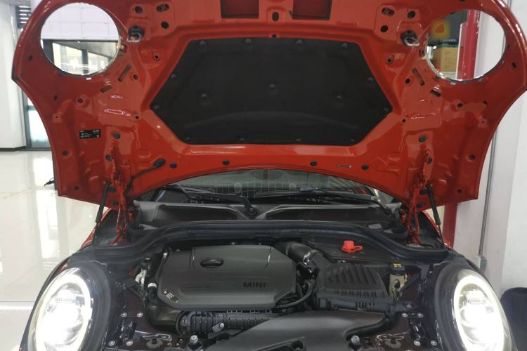 Used  MINI 2018 1.5T COOPER Classic Edition Five-Door Version
