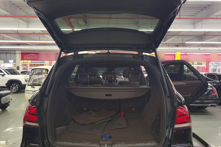 Used Mercedes-Benz GLE 2018 GLE 320 4MATIC Luxury Collection Edition
