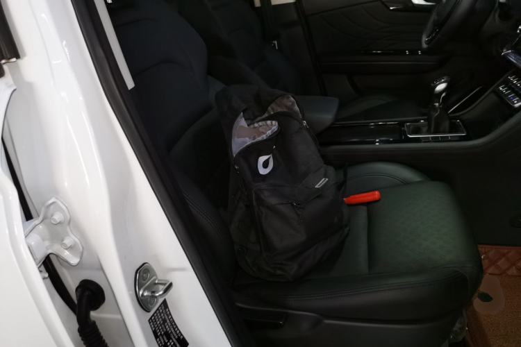 Used Sinotruk VGV U70 2020 1.5T Manual Elite Sunroof Version 5 Seats
