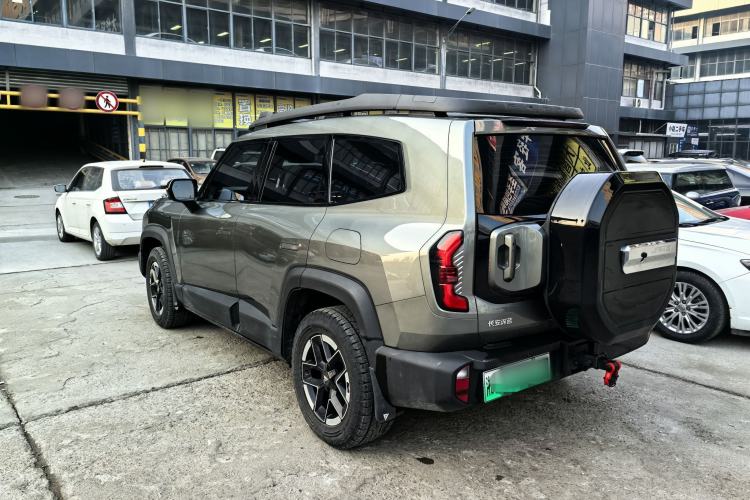 Used  G318 2024 Four-Wheel-Drive Air Suspension Model
