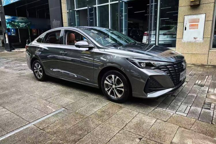 Used Changan Eado 2024 PLUS Blue Whale NE 1.4T GDI DCT High-Energy Edition
