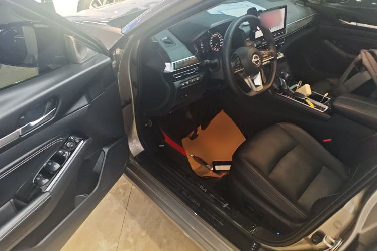 Used Nissan Teana 2022 2.0L XL-TLS Enjoyment Edition
