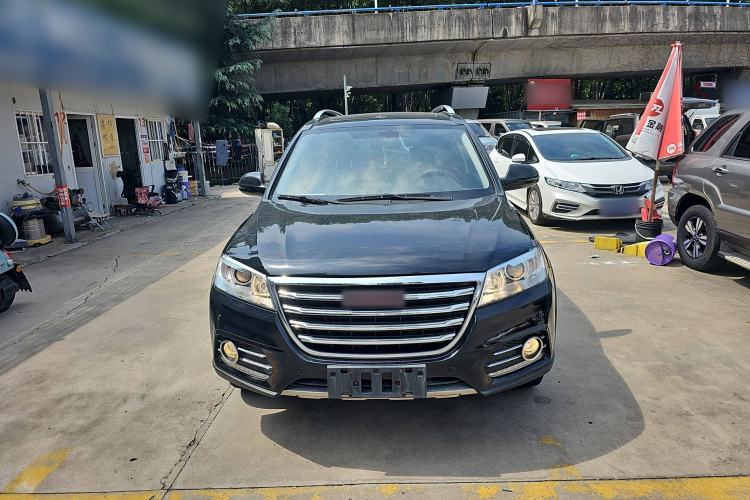 Used Haval H6 2015 Revised Version Sport Edition 1.5T Manual Transmission Two-Wheel Drive Elite Grade
