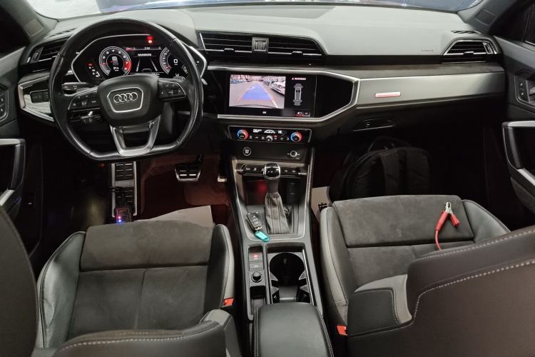 Used Audi Q3 2022 45 TFSI quattro Fashion Dynamic Model
