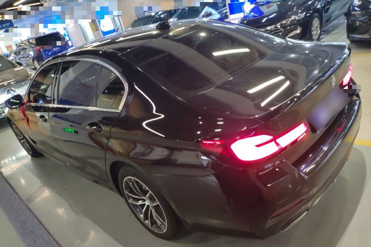 Used BMW 5 Series 2022 Restyled 525Li M Sport Package
