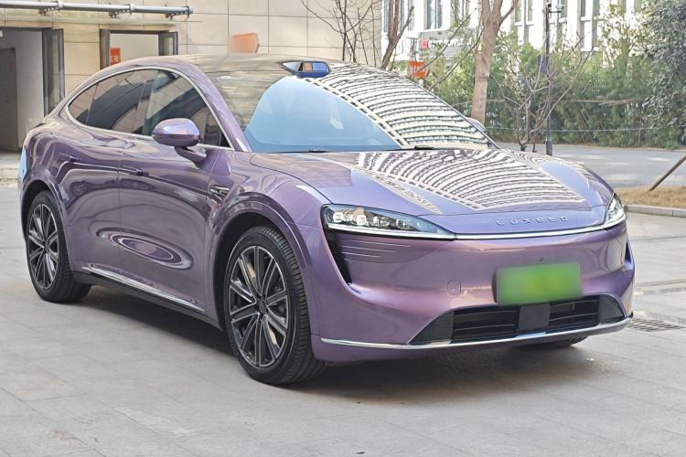 Used Hima Luxeed R7 2025 Range-Extended Version 251 km Max
