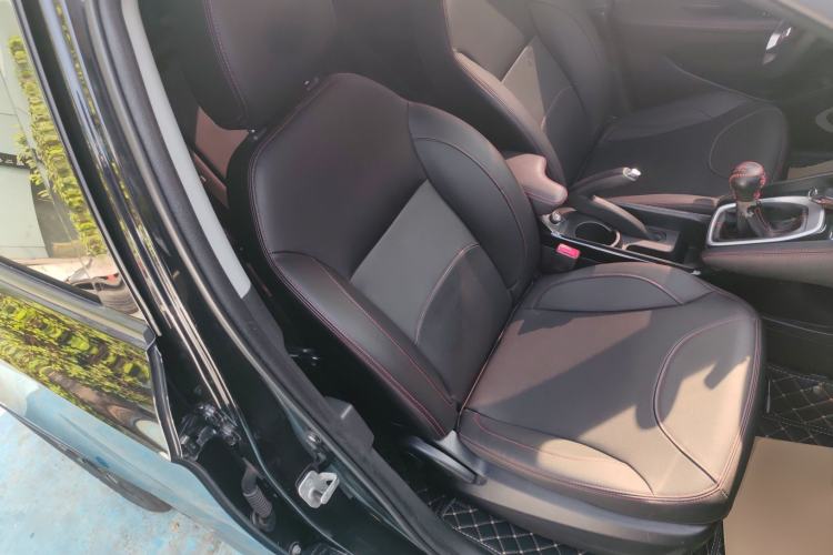 Used Brilliance V3 2020 1.6L Manual Smart Starry Edition