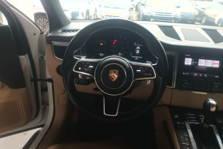 Used Porsche Macan 2017 Macan 2.0T
