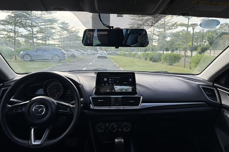 Used Mazda Mazda 3 Axela 2017 Sedan 1.5L Automatic Comfort Model Emission Standard China V
