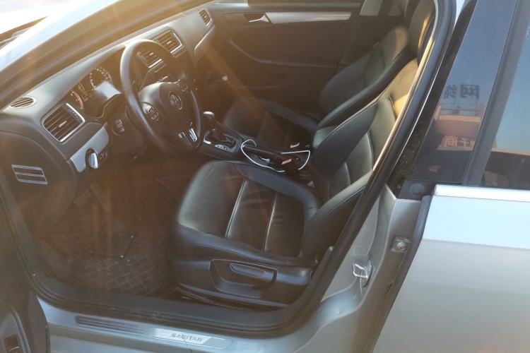 Used Volkswagen Sagitar 2014 1.4TSI Automatic Luxury Model
