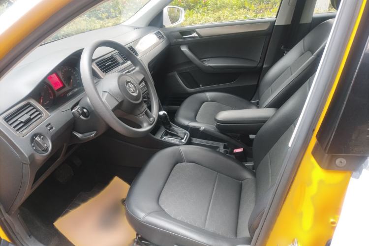 Used Volkswagen Santana 2015 1.6L Automatic Comfort Edition
