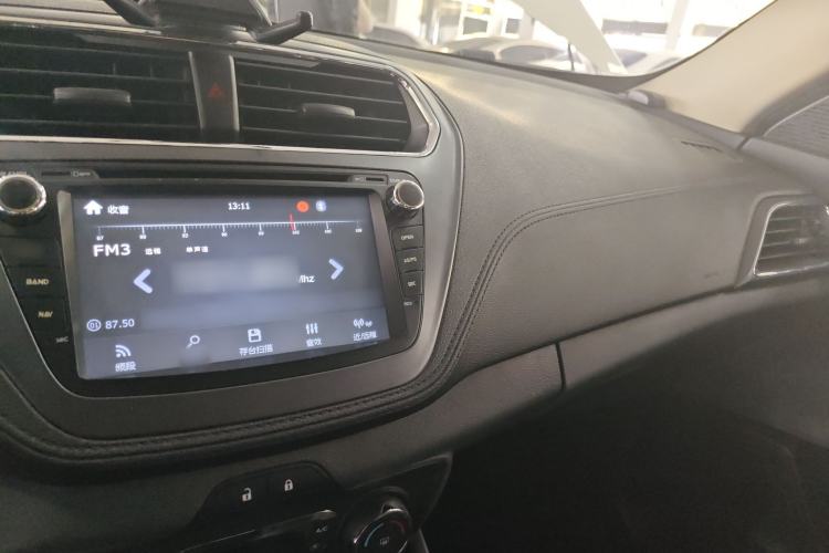 Used Ford Escort 2015 1.5L Automatic Fashion Model
