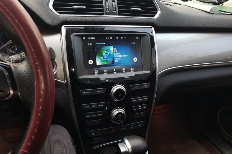 Used Haval H2 2017 Red-Label 1.5T Automatic Two-Wheel Drive Luxury Model