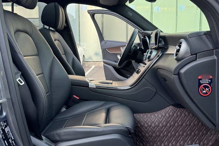 Used Mercedes-Benz GLC 2021 GLC 300 L 4MATIC Dynamic Model
