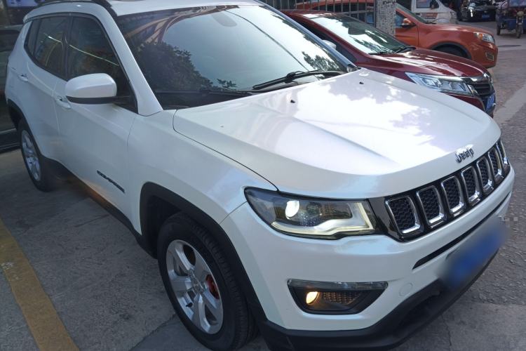 Used  Compass 2017 200T Automatic Family Edition
