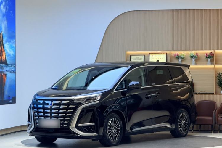 Used Denza D9 2024 DM-i 980 Four-Wheel Drive Prestige Model