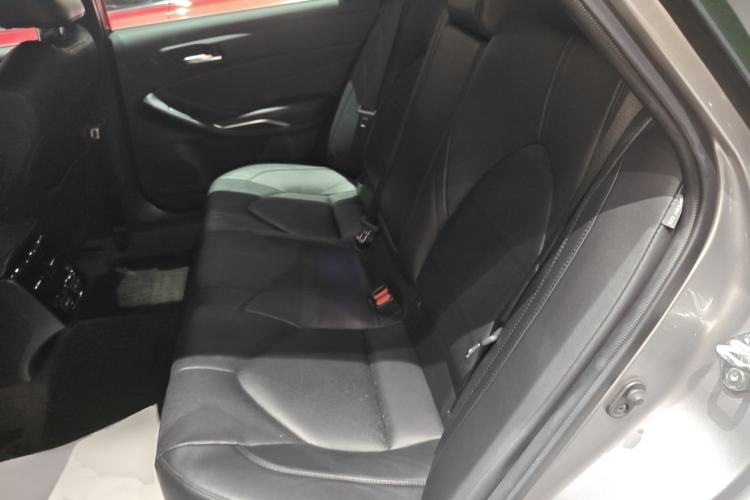 Used Toyota Avalon 2022 2.0L XLE Premium Edition
