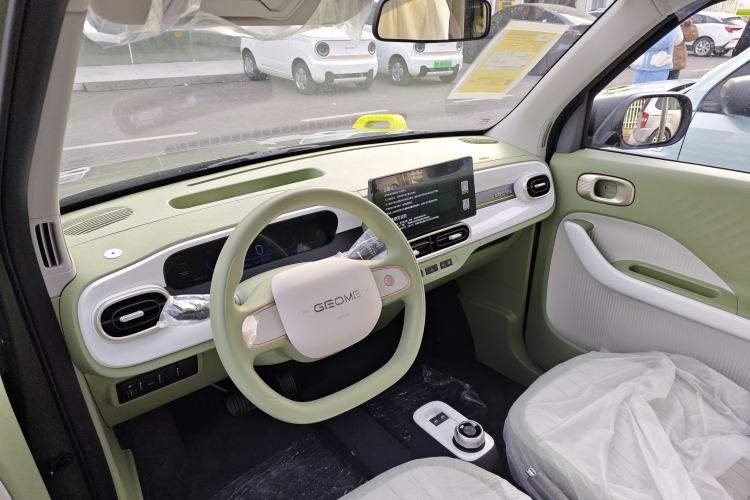 Used  Panda 2025 210km Panda Rider
