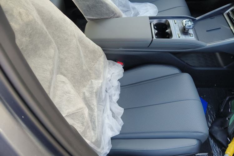 Used BYD Qin L 2025 DM-i Smart Drive 80KM Leading Model