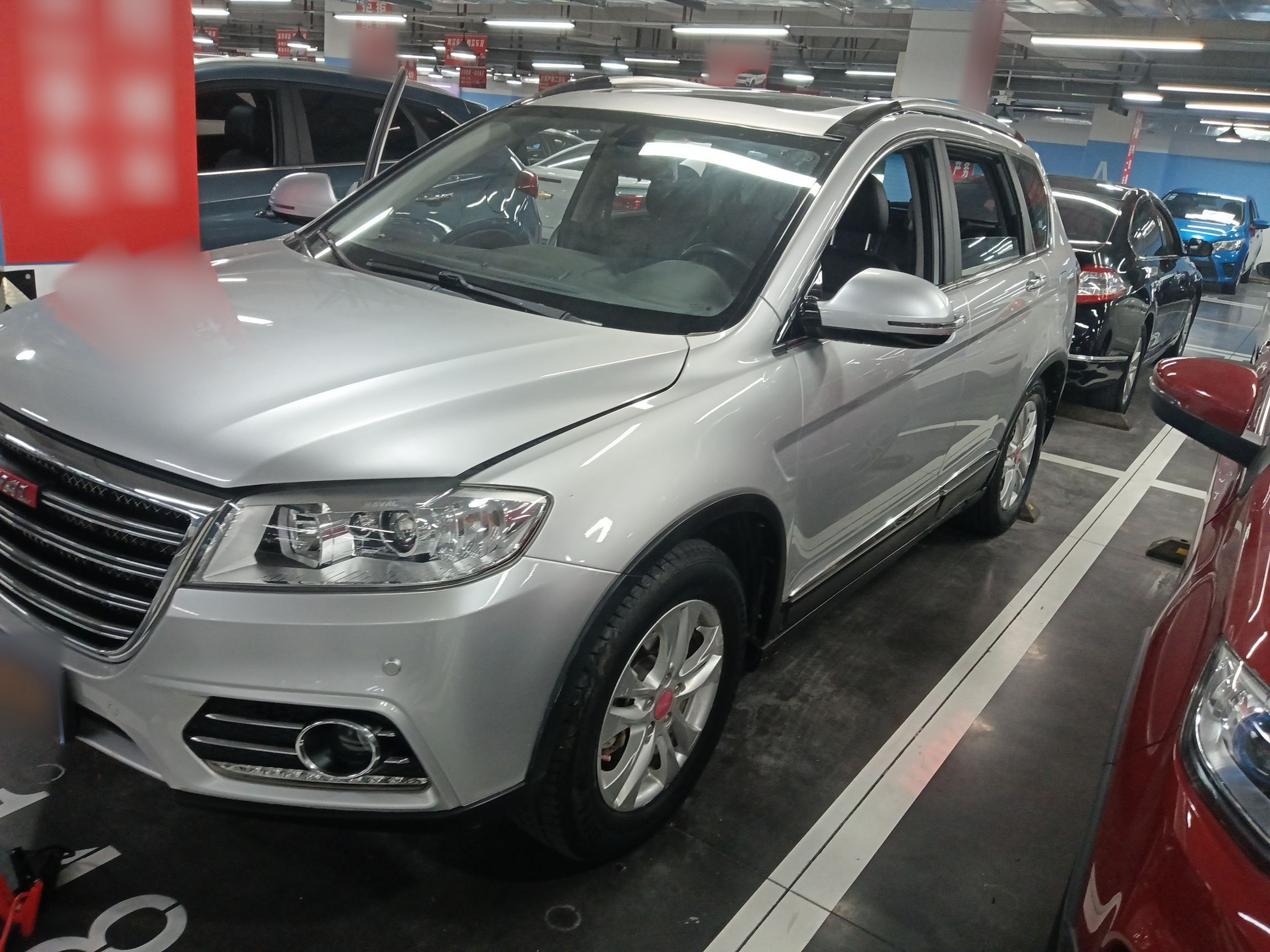 Под передней частью автомобиля