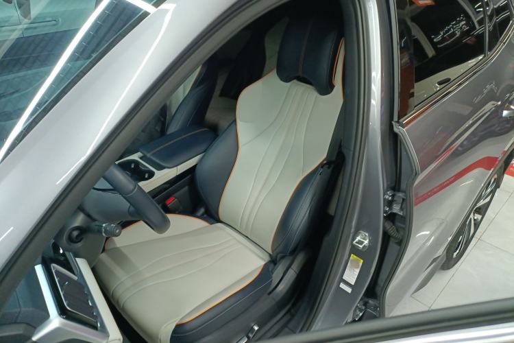 Used BYD Song PLUS New Energy 2023 Champion Edition EV 520KM Prestige Model
