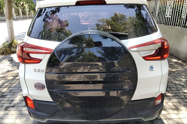 Used BYD Yuan New Energy 2019 EV360 Smart Connect Elite Model
