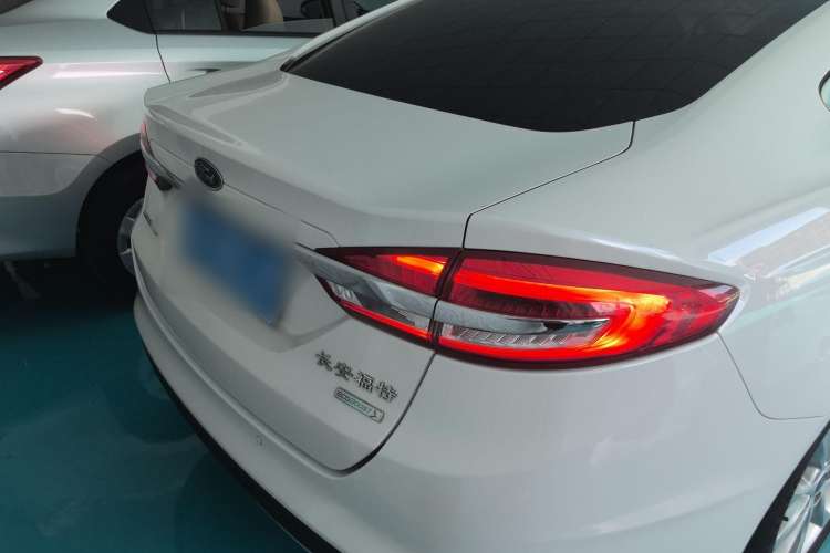 Used Ford Mondeo 2017 EcoBoost 180 Stylish Model
