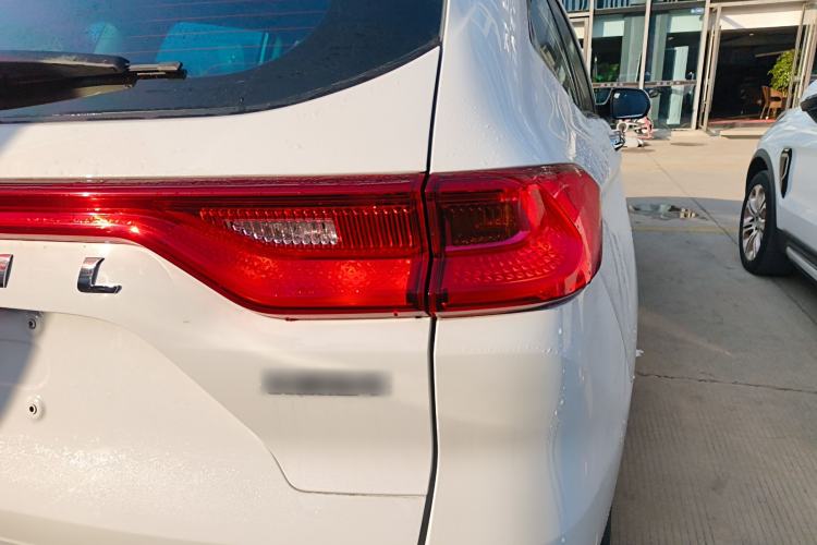 Used Haval M6 2021 PLUS 1.5T DCT Elite Smart Connectivity Model
