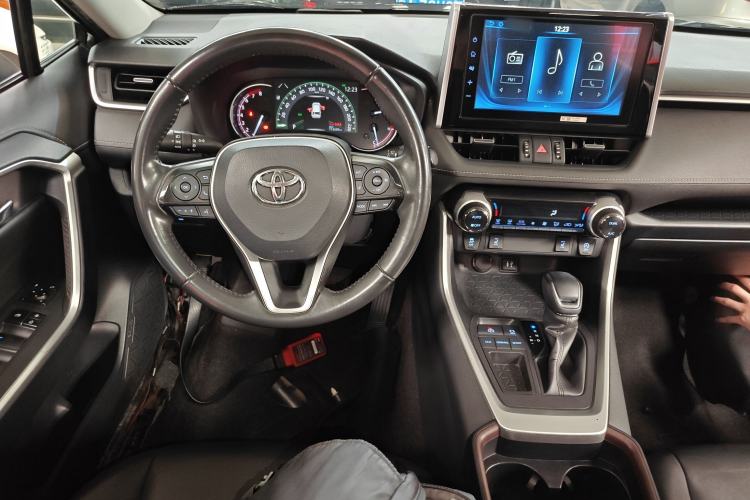 Used Toyota RAV4 2020 2.0L CVT Two-Wheel Drive Fashion PLUS Edition
