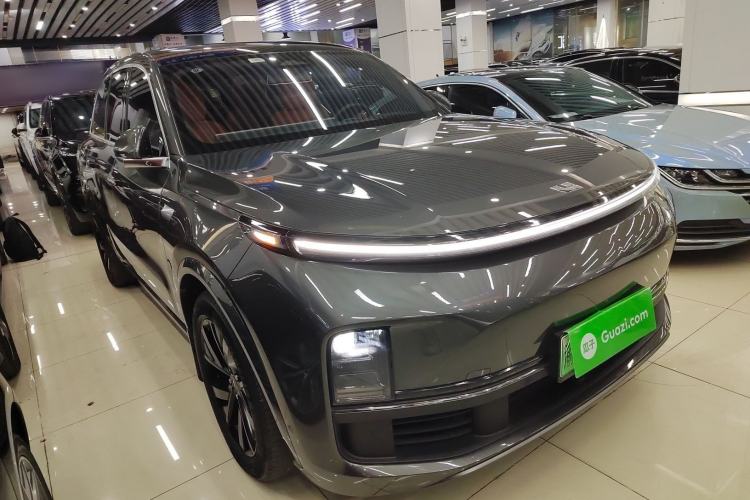 Used Li Auto L8 2023 Pro Model
