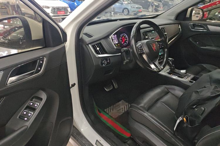 Used Roewe RX5 2016 20T Two-Wheel Drive Automatic Internet Smart Edition
