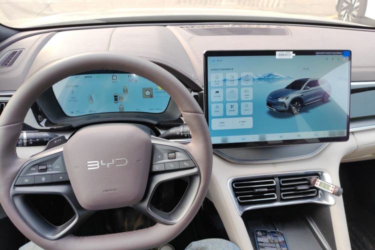 Used BYD Song PLUS New Energy 2025 EV 520km Premium Version
