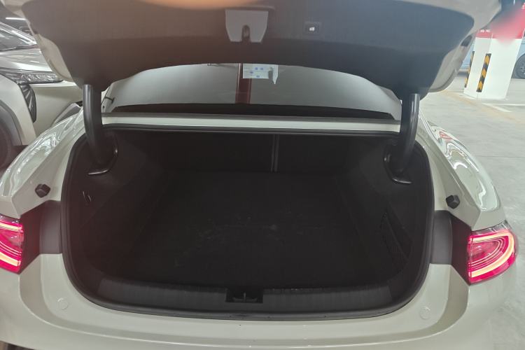 Used  SU7 2024 Rear-Drive Long-Range Intelligent Driving Version