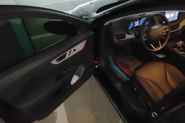 Used Hongqi E-QM5 2023 620km PLUS