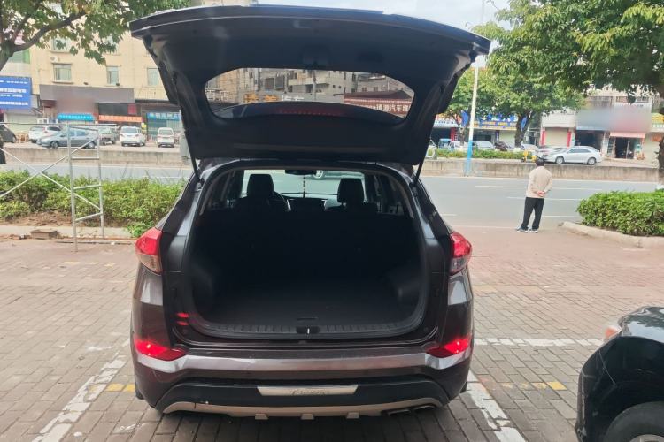 Used Hyundai Tucson 2015 1.6T Dual-Clutch Two-Wheel-Drive Smart Model
