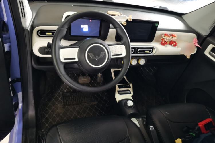 Used Wuling Hongguang MINIEV 2024 3rd Generation 215km Advanced Version
