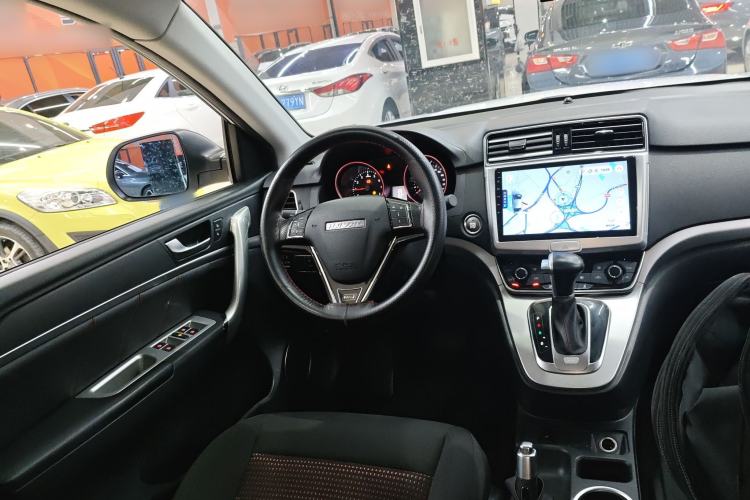 Used Haval M6 2017 1.5T Automatic Two-Wheel Drive Urban Model
