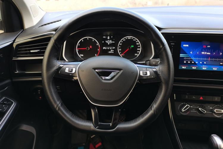 Used Jetta VS5 2022 280TSI Automatic Enjoyment Pro Trim
