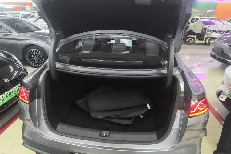 Used BYD Qin L 2025 DM-i Smart Drive 120KM Superior Model
