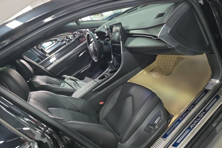 Used Toyota Avalon 2023 2.5L Luxury Edition
