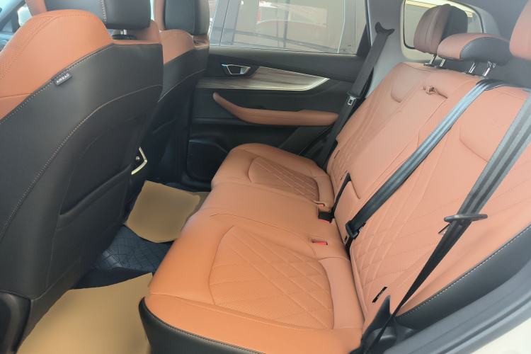 Used Chery Tiggo 8 PLUS 2022 290TGDI DCT Luxury Edition