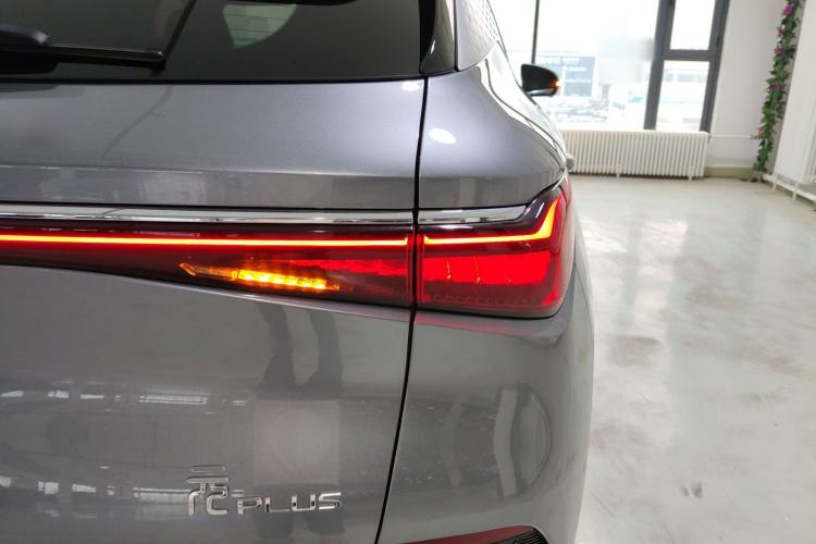 Used BYD Yuan PLUS 2024 Honor Edition 430KM Beyond Model
