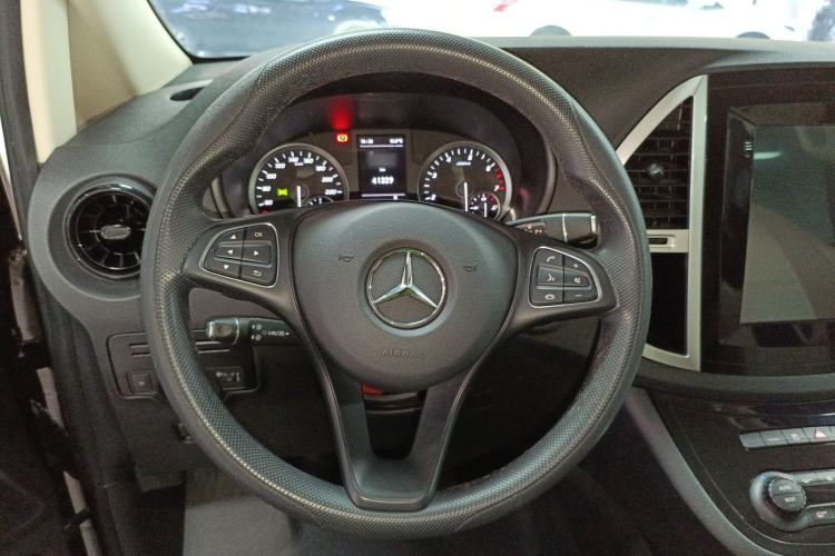 Used Mercedes-Benz Vito 2023 2.0T Elite Version 7 Seats