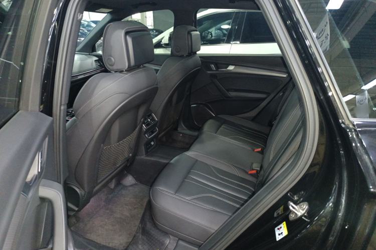 Used Audi Q5L 2023 40T Luxury Dynamic Model
