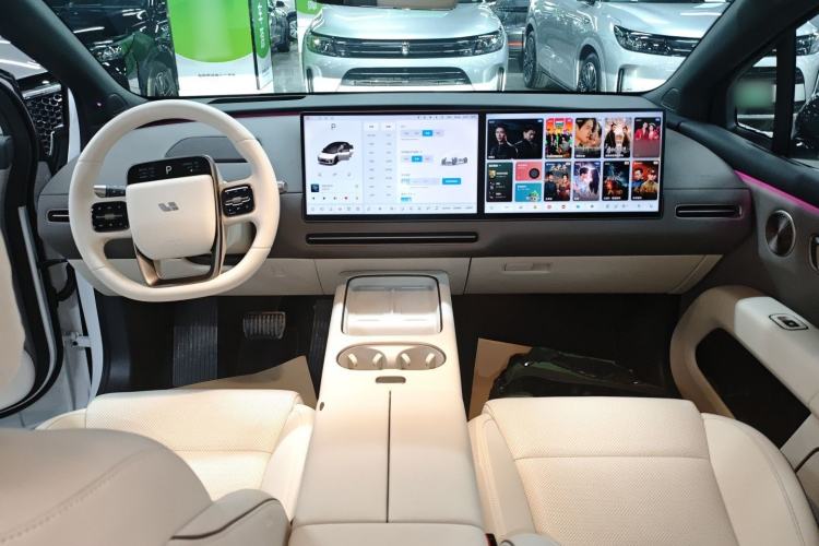 Used Li Auto Li Auto i6 2025 Model Two-Wheel-Drive Standard Type
