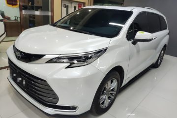 Used Toyota Sienna 2024 2.5L Hybrid Four-Wheel Drive Prestige Edition