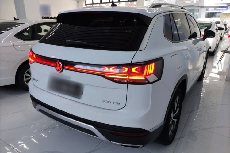 Used Volkswagen Tayron 2023 300TSI Two-Wheel-Drive Luxury Plus Advanced Edition