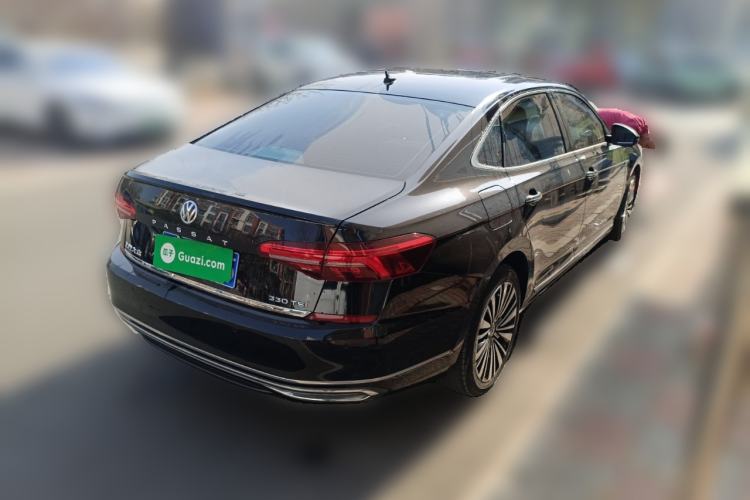 Used Volkswagen Passat 2019 330TSI Luxury Edition China VI Standard
