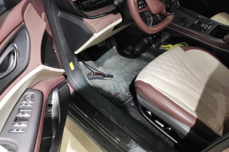 Used BYD Seal 2023 DM-i 1.5T 121km Flagship Model
