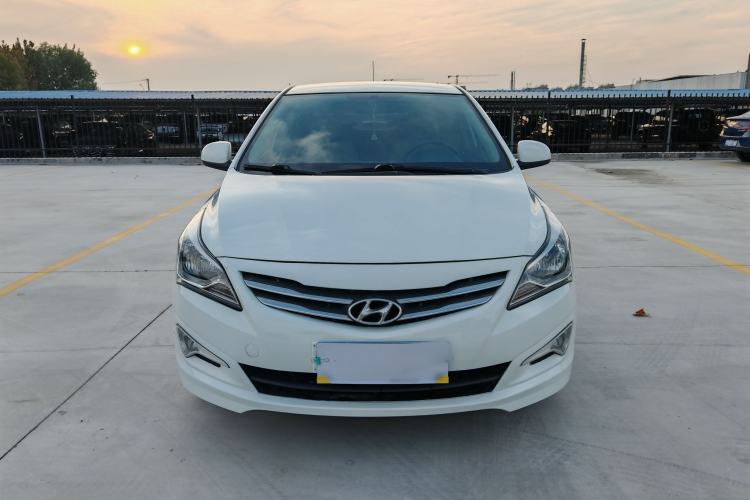 Used Hyundai Verna 2014 1.4L Manual Smart GLS Trim
